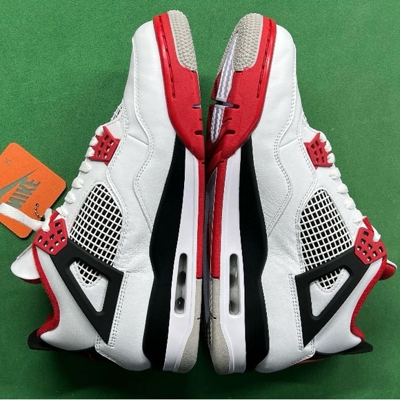 Size 10 red polo zipup - Picture 3 of 5